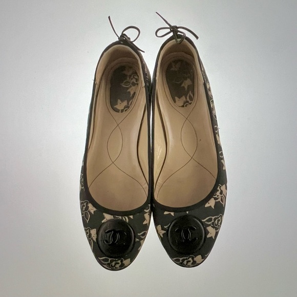CHANEL Vintage Interlocking CC Logo pattern print green Ballet Flats - Picture 4 of 12